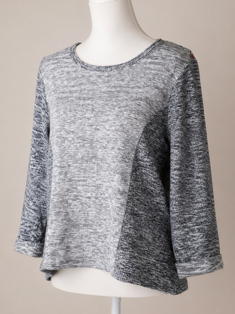 Chico’s Size 3 Gray Marled Knit Sweater Top 3/4 Sleeve Relaxed Fit - Picture 2 of 11